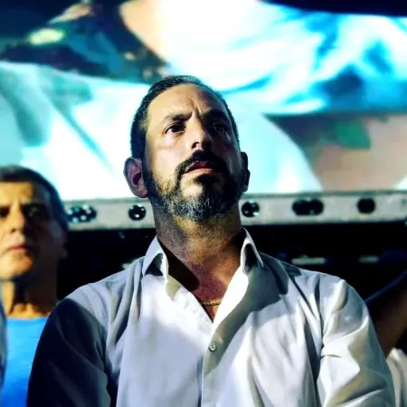 Un empresario libertario oficializó su candidatura para disputar la Intendencia de Morón