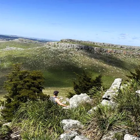 Destinos bonaerenses: visitas guiadas para conocer los campos y las sierras durante la primavera
