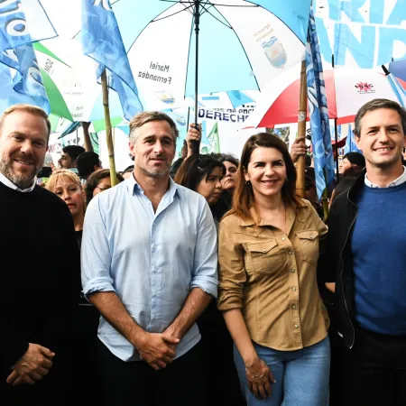 La Liga de Intendentes participó de la Marcha Federal Universitaria contra el ajuste del gobierno de Milei
