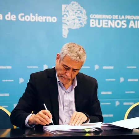 Ferraresi y la carrera por la Gobernación bonaerense: “Somos 12 los que aspiramos darle la continuidad al gobierno”