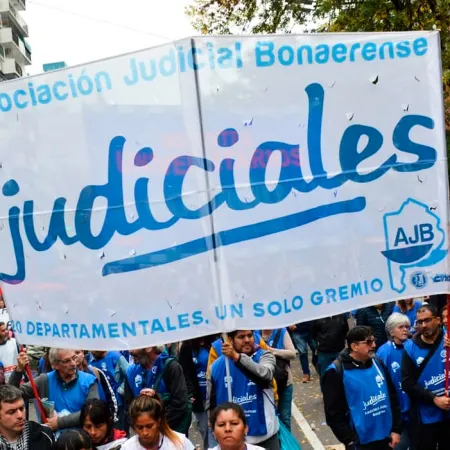 Judiciales le reclaman a Kicillof que aumente los recursos para el Poder Judicial del Presupuesto 2027