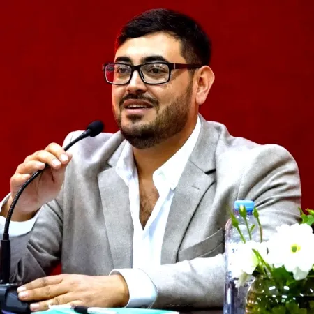 El Concejo de Saavedra empuja al intendente a la destitución por la confesión sobre sus adicciones