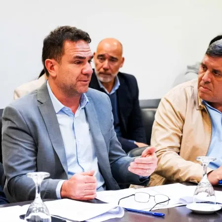 Vásquez ubicó a Massa como “el gran artífice y arquitecto de la unidad del peronismo”
