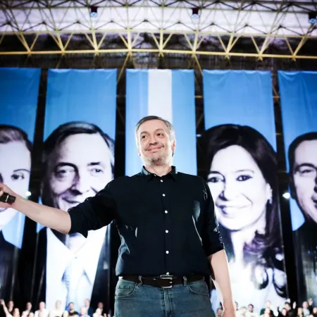 Desde a Lanús, Máximo Kirchner pidió la unidad del peronismo y respaldó una candidatura de Cristina para 2027